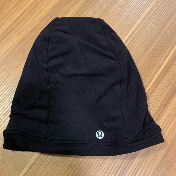 Lululemon double the fun toque reversible run hat - Picture 7 of 9